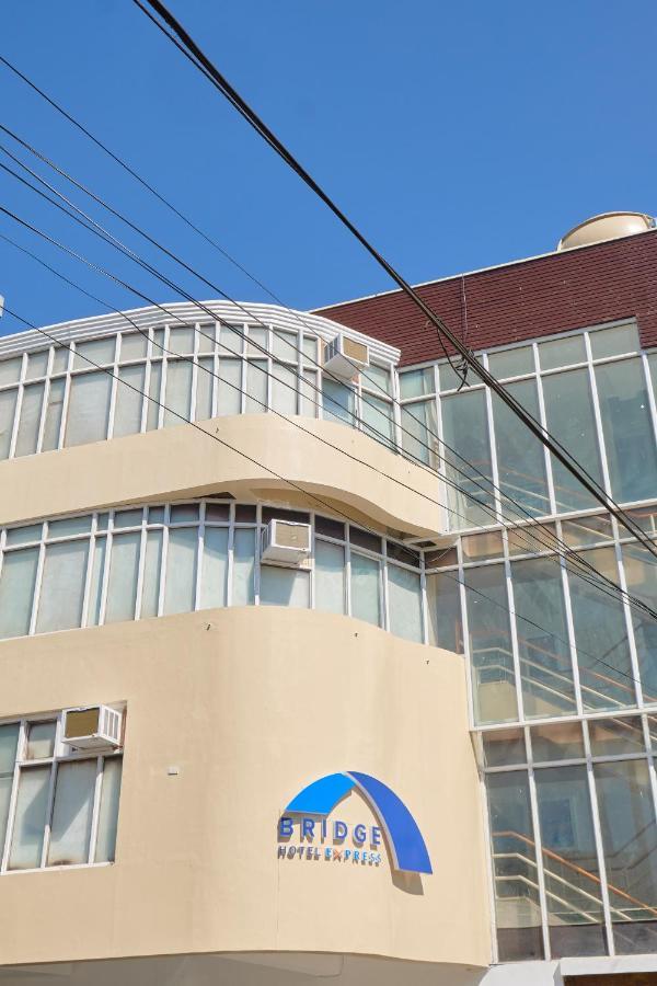 Bridge Hotel Express คากายันเดโอโร ภายนอก รูปภาพ